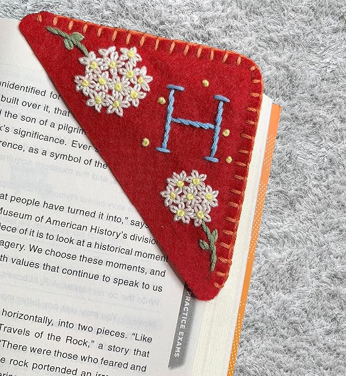 Personalized Hand Embroidered Corner Bookmark, Bookmarks for Women, Personalized Bookmark for Books, Cute Flower Book Mark, Hand Stitch Gift for Women for Book Lovers by HNQCPCVU (H, RED)
