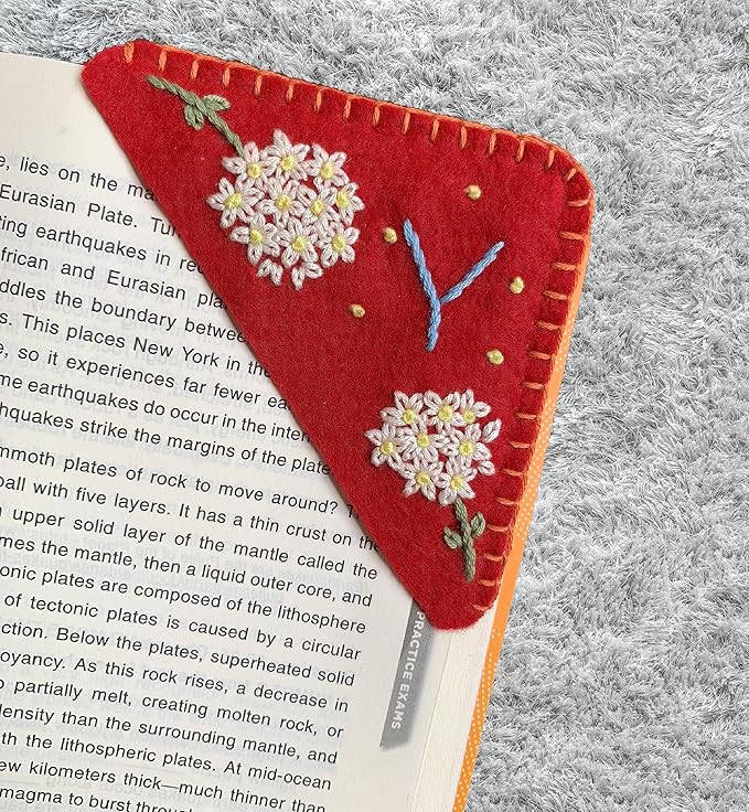 Personalized Hand Embroidered Corner Bookmark, Bookmarks for Women, Personalized Bookmark for Books, Cute Flower Book Mark, Hand Stitch Gift for Women for Book Lovers by HNQCPCVU (Y, RED)